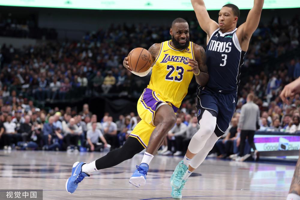 这两位年轻 这两位年轻