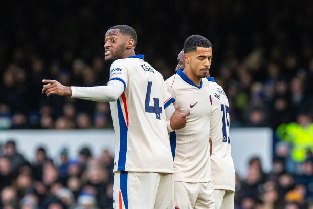 文凭借年轻 文凭借年轻